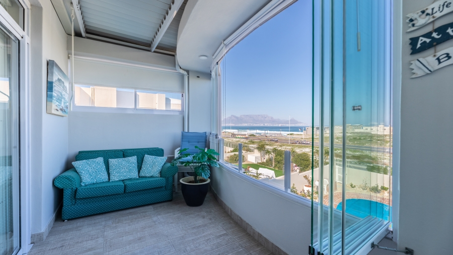 3 Bedroom Property for Sale in Bloubergstrand Western Cape